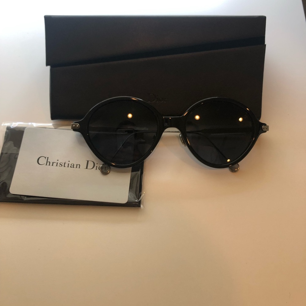Authentic DIOR umbrage luxury sunglasses